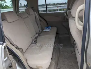Toyota Raum 2004 Silver