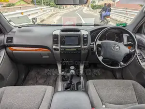 Toyota Land Cruiser Prado 2007 Black
