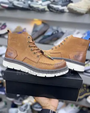 Cat Boots Original