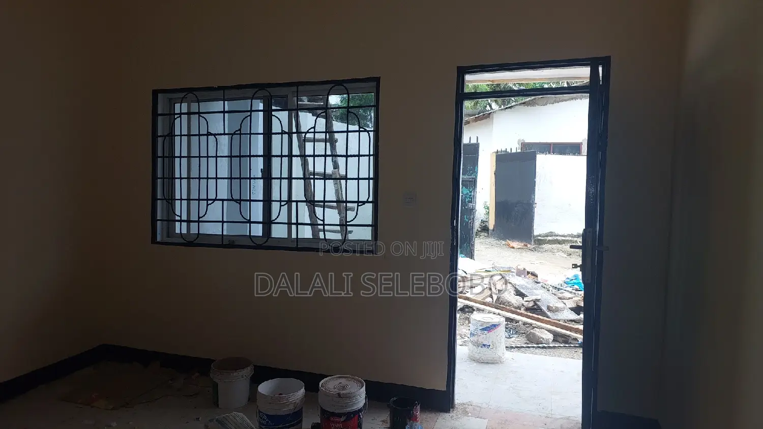 1bdrm Bedsitter in Survey Near By, Kinondoni for rent