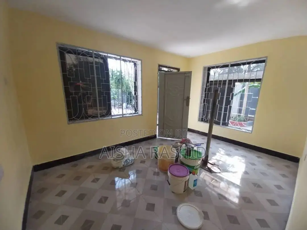 1bdrm Apartment in Kimara for rent