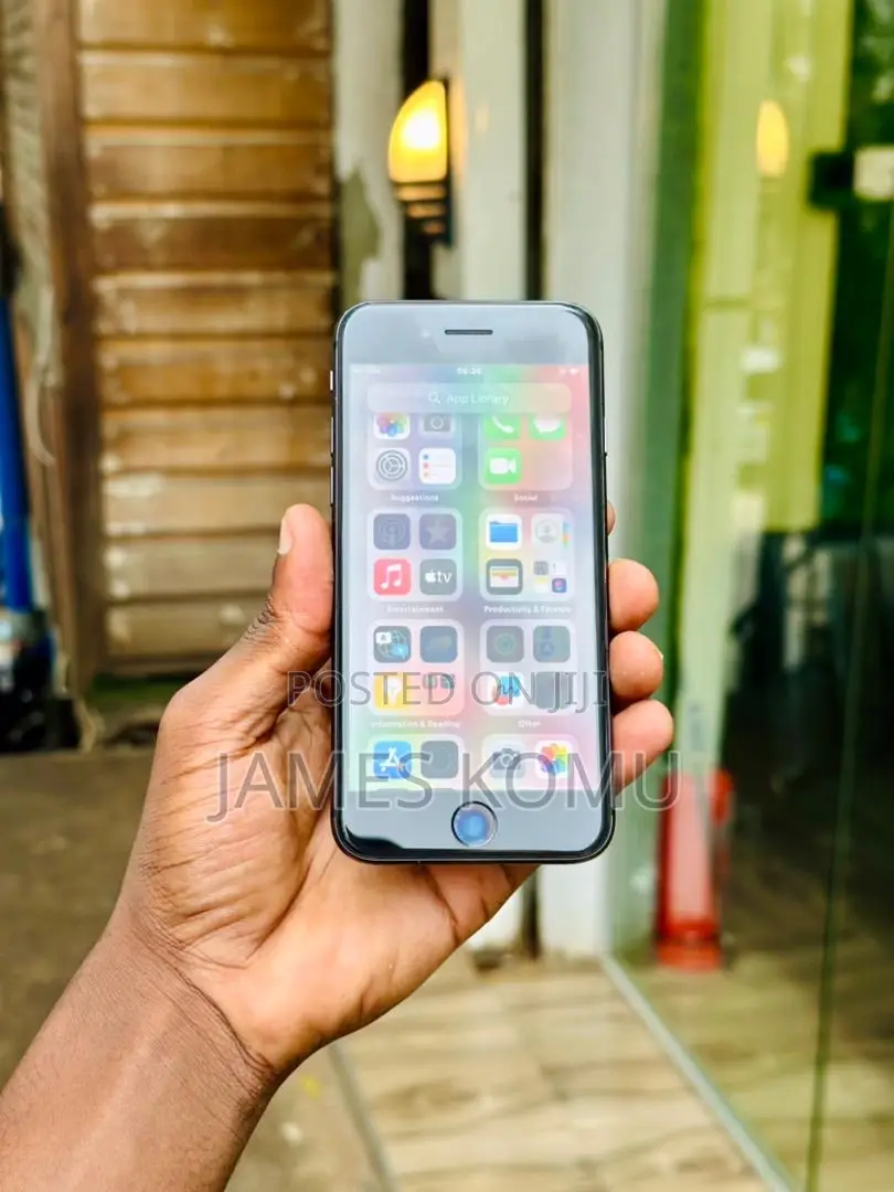 Apple iPhone 8 64 GB Black