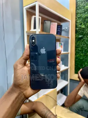 Apple iPhone X 64 GB Black