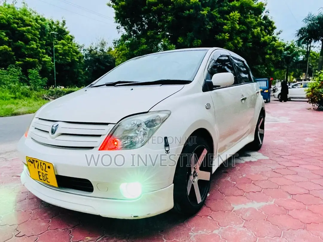 Toyota IST 2005 White