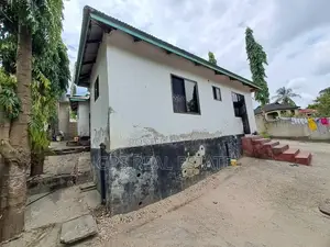6bdrm Apartment in Kimara Stop Over, Kinondoni for sale