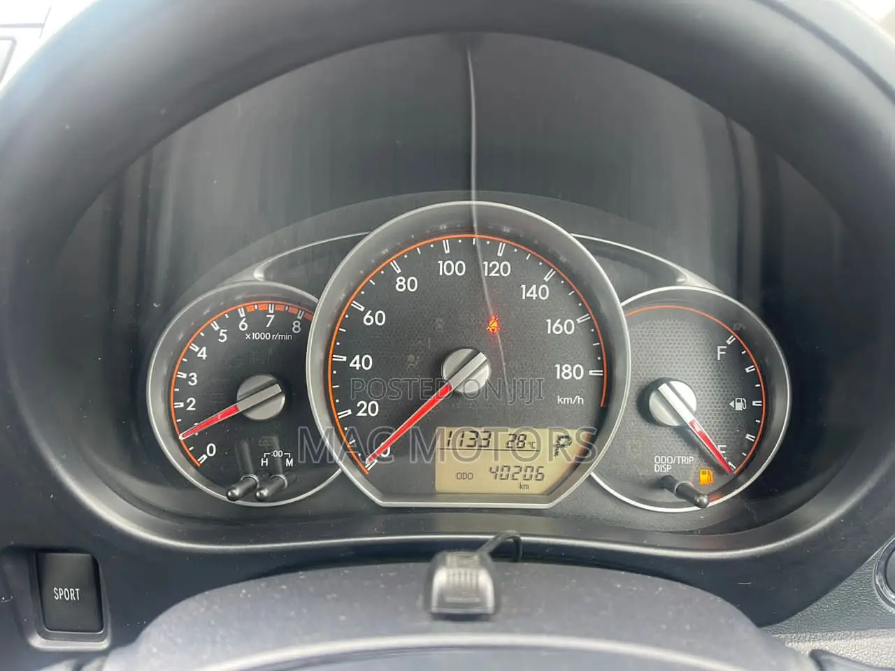 Toyota Ractis 1.5 FWD 2010 Black