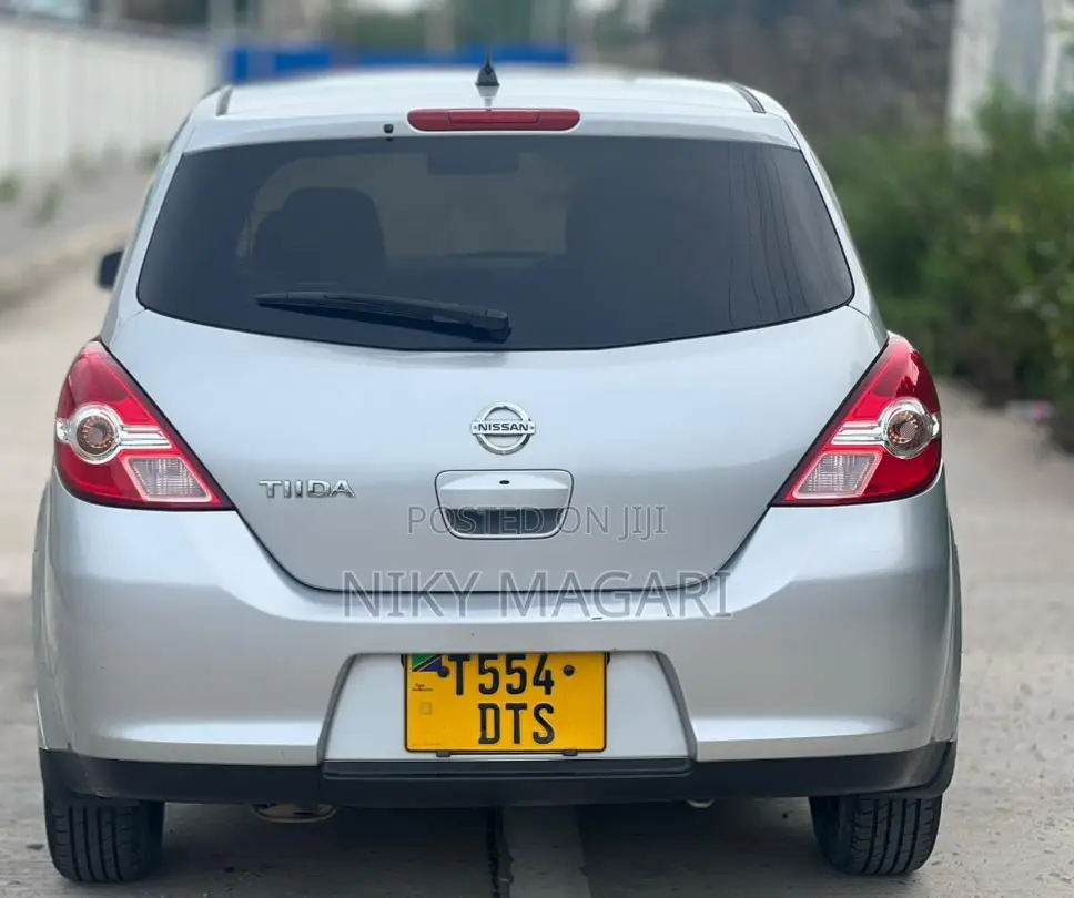 Nissan Tiida 2008 White