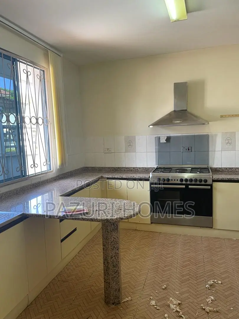 Furnished 3bdrm Villa in Masaki for rent