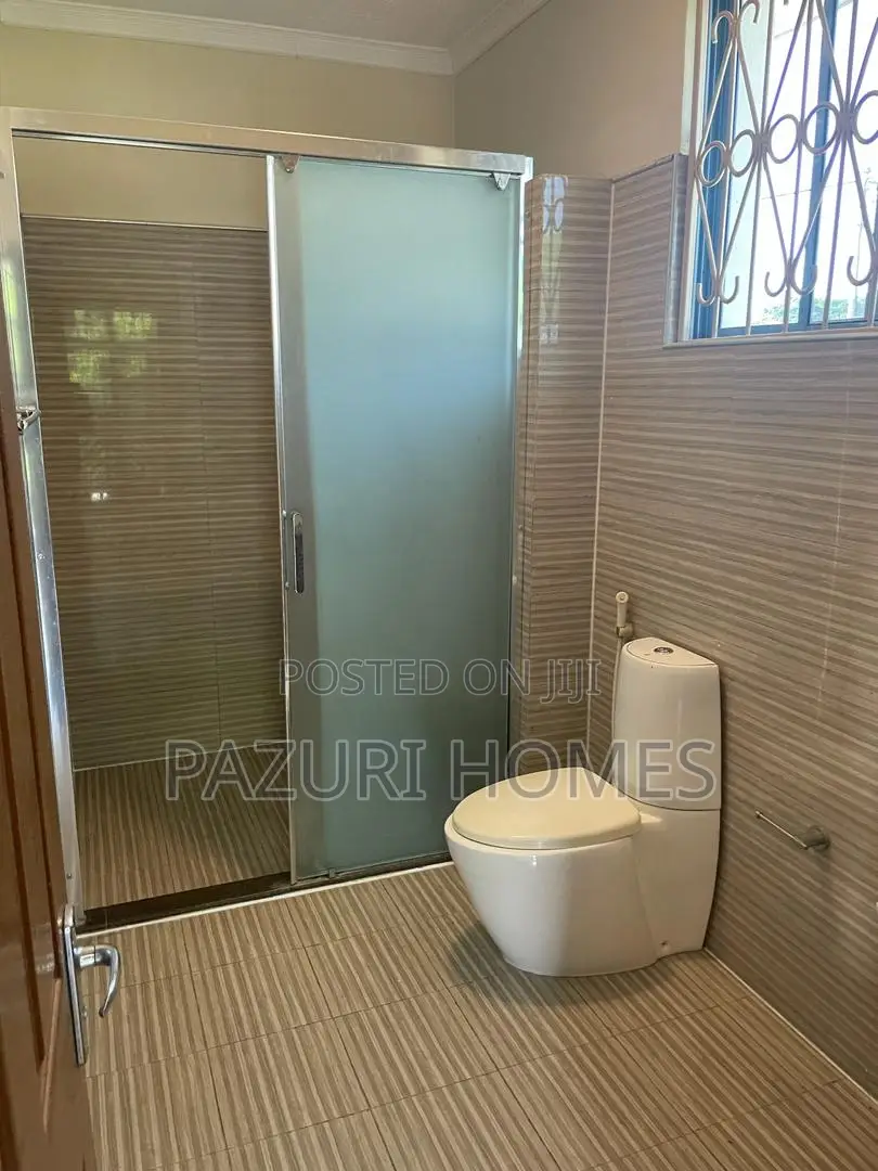 Furnished 3bdrm Villa in Masaki for rent