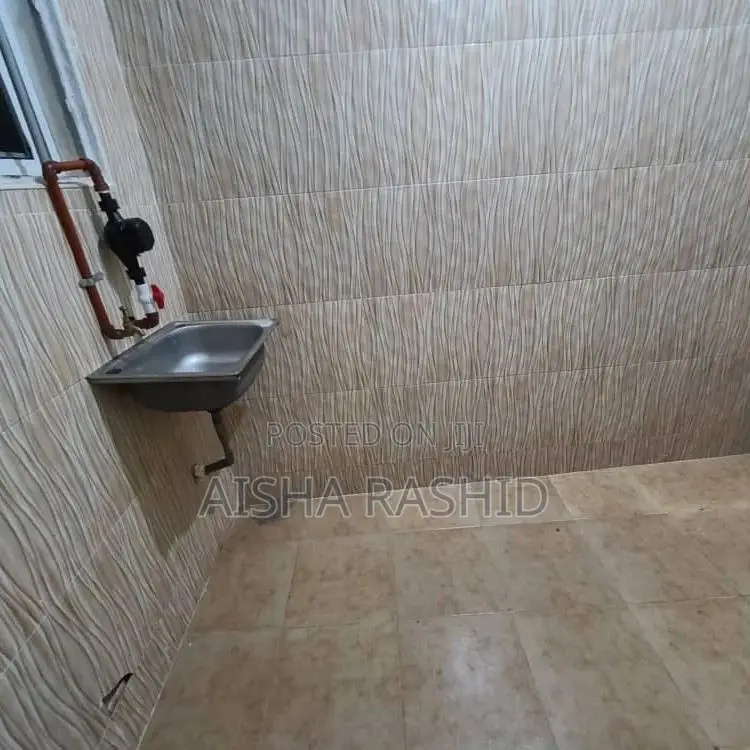 1bdrm Apartment in Kimara for rent