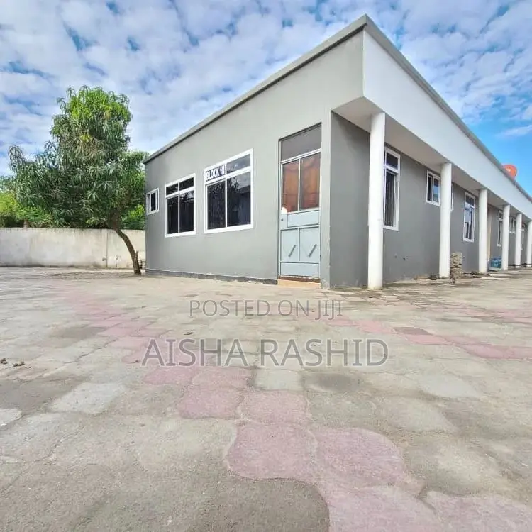 1bdrm Apartment in Kimara for rent