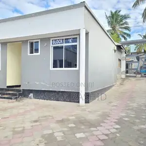 1bdrm Apartment in Kimara for rent