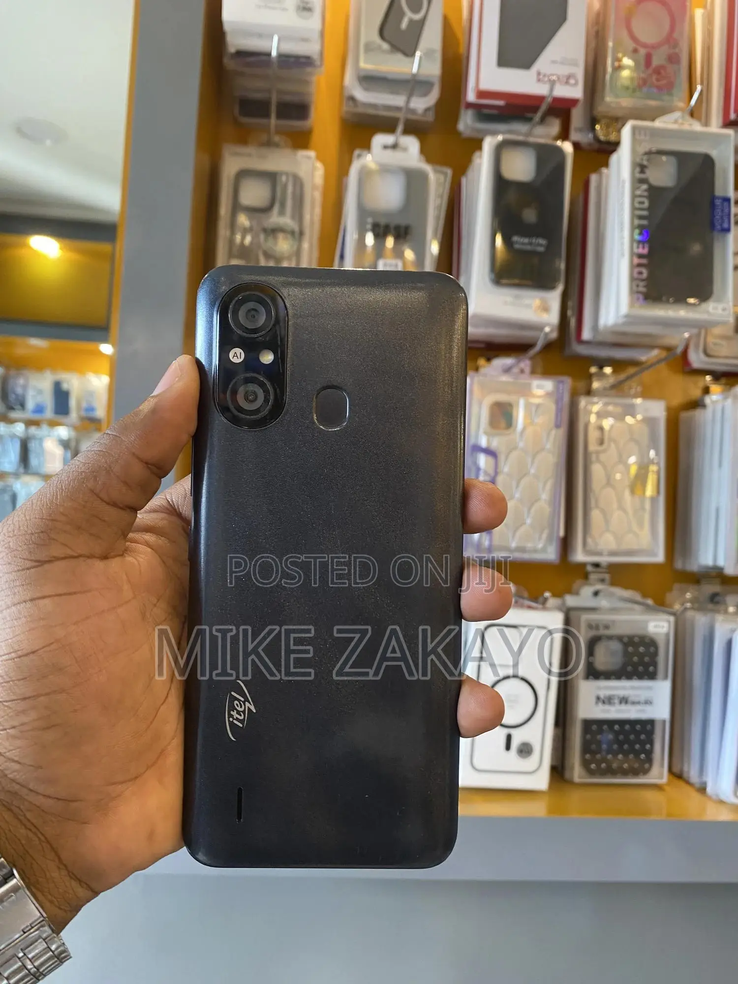 Itel A58 64 GB Black