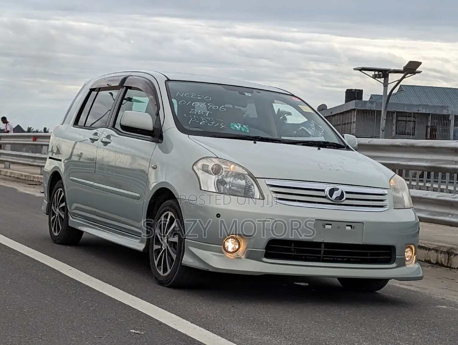 Toyota Raum 2007 Green