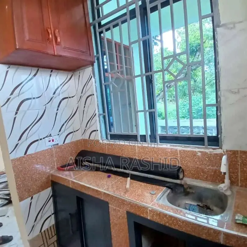 1bdrm Apartment in Kimara for rent