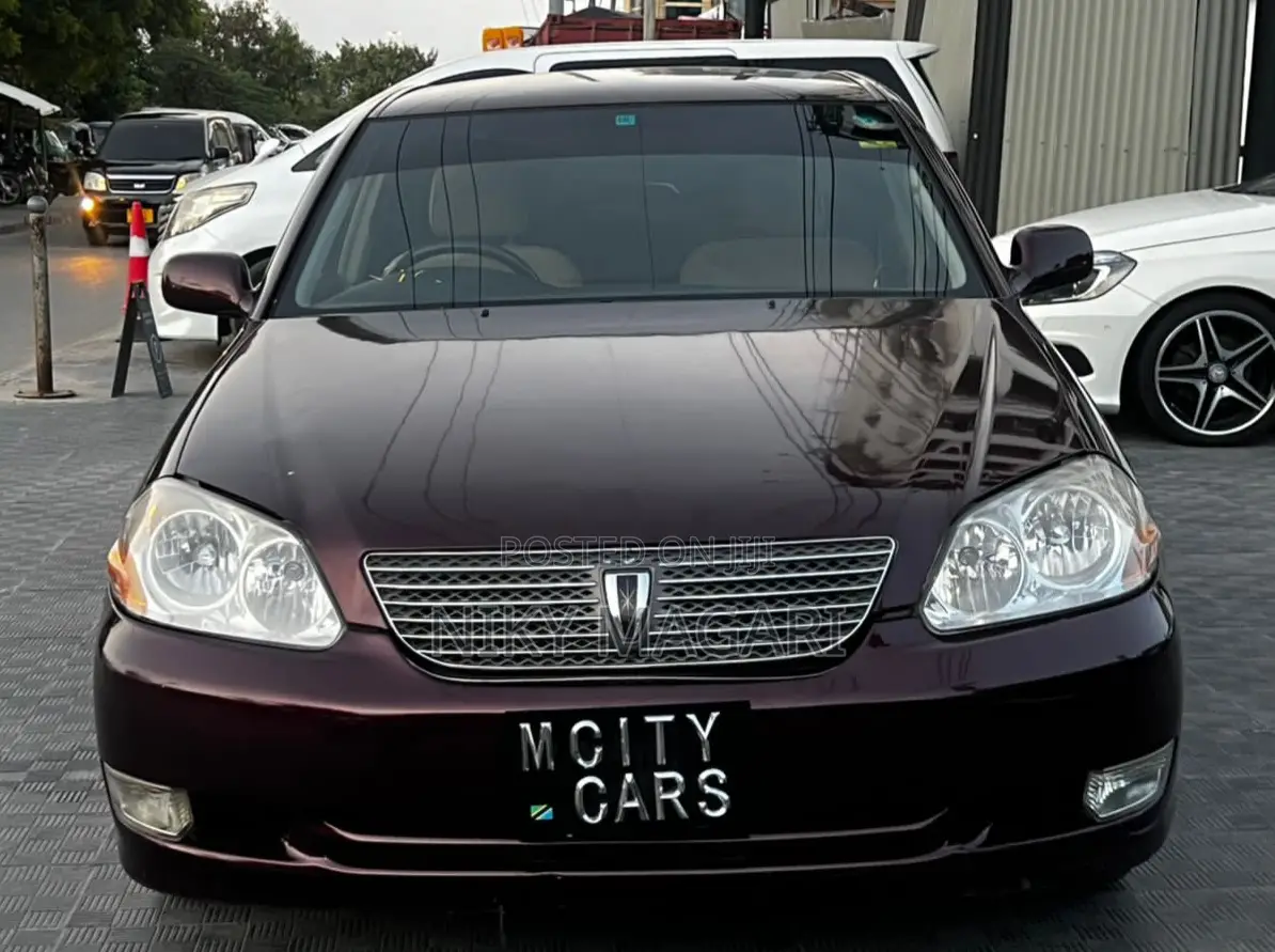 Toyota Mark II 2004 Black