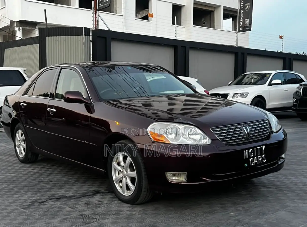 Toyota Mark II 2004 Black