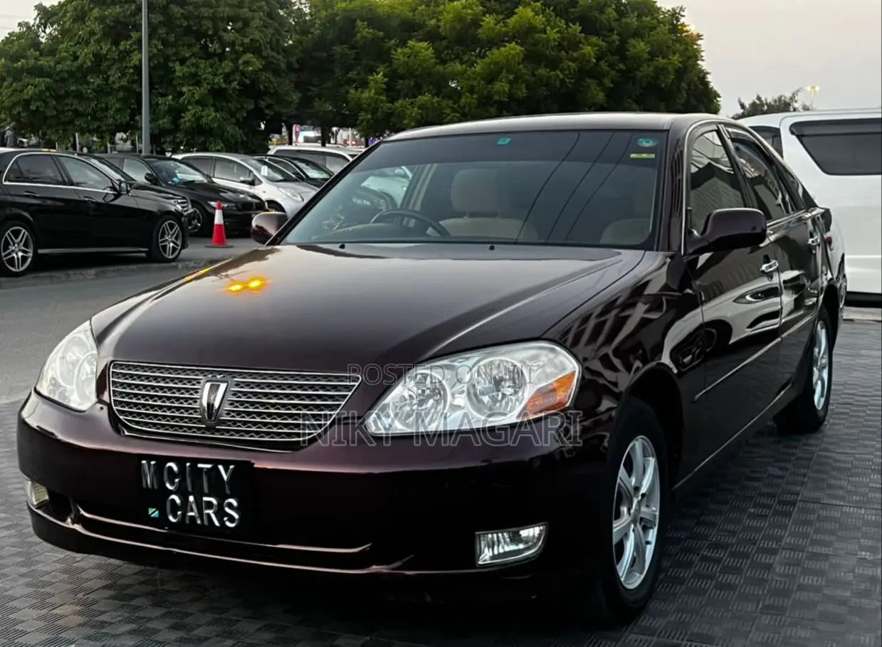 Toyota Mark II 2004 Black