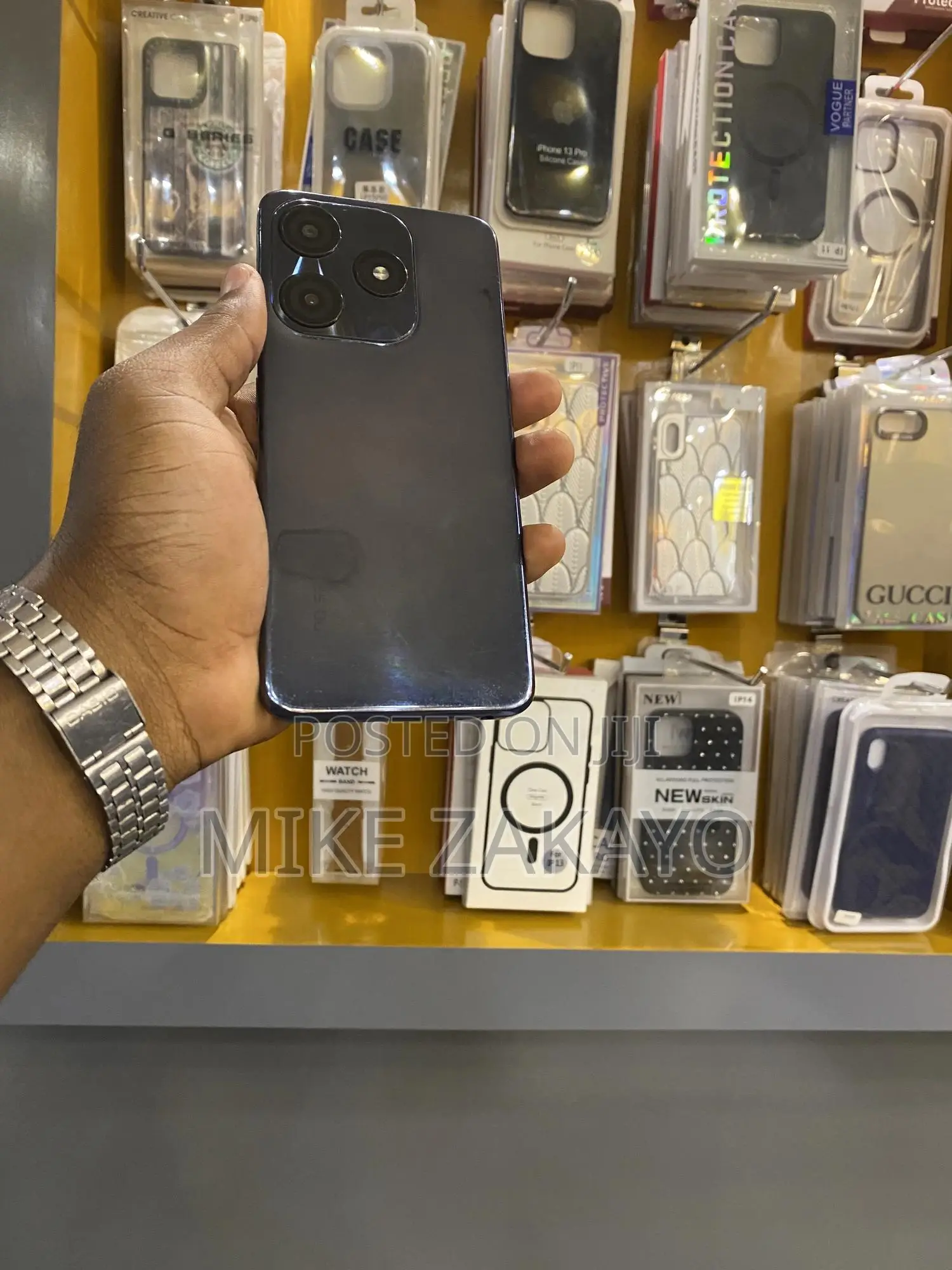 Tecno Spark 10C 128 GB Black