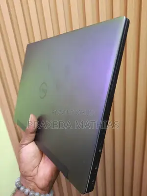 Laptop Dell Latitude 13 7370 8GB Intel Core I5 SSD 256GB