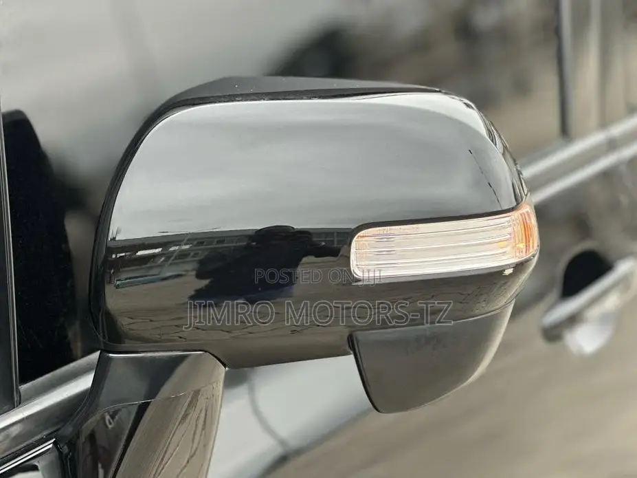 Toyota Noah 2010 Black