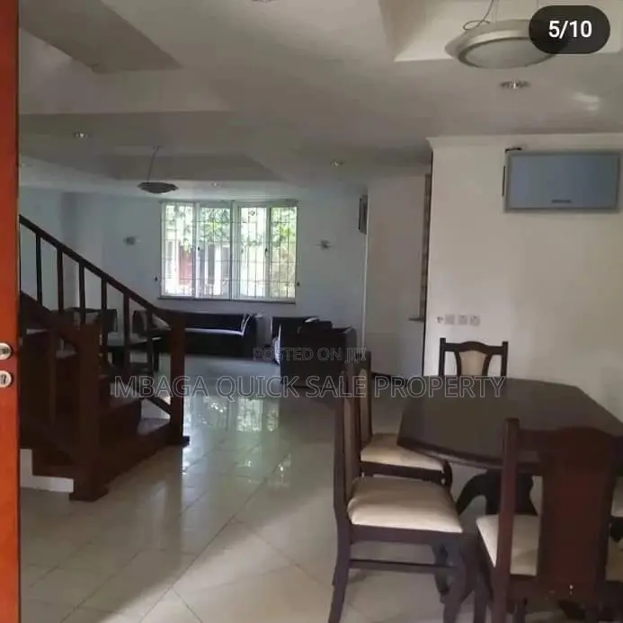 Furnished 4bdrm Villa in Oyster Bay for rent
