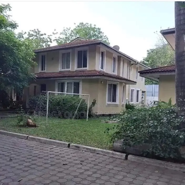 Furnished 4bdrm Villa in Oyster Bay for rent