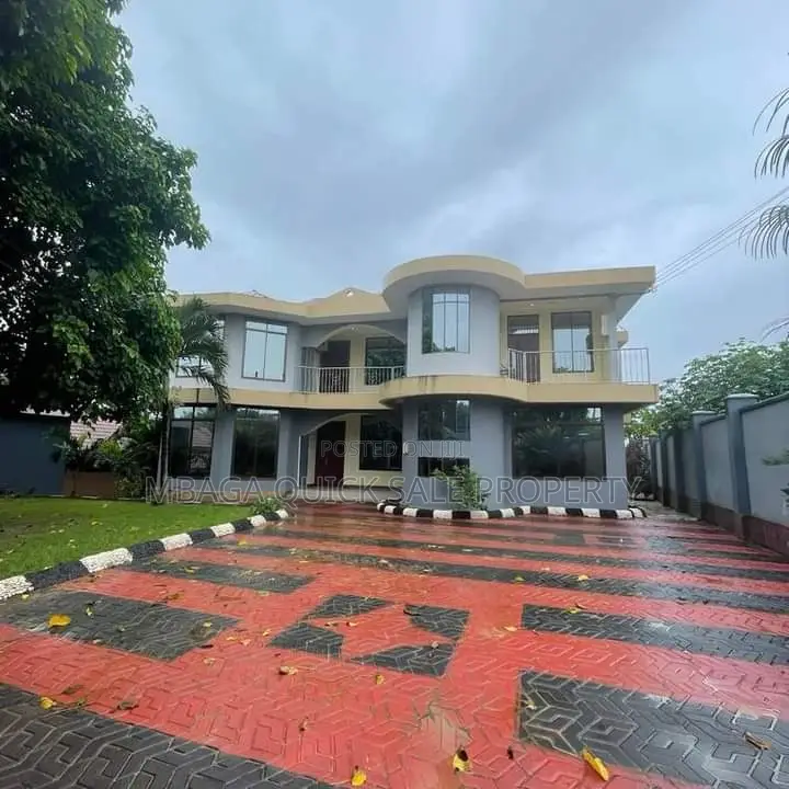 4bdrm House in Tegeta  Wazo, Kunduchi for rent