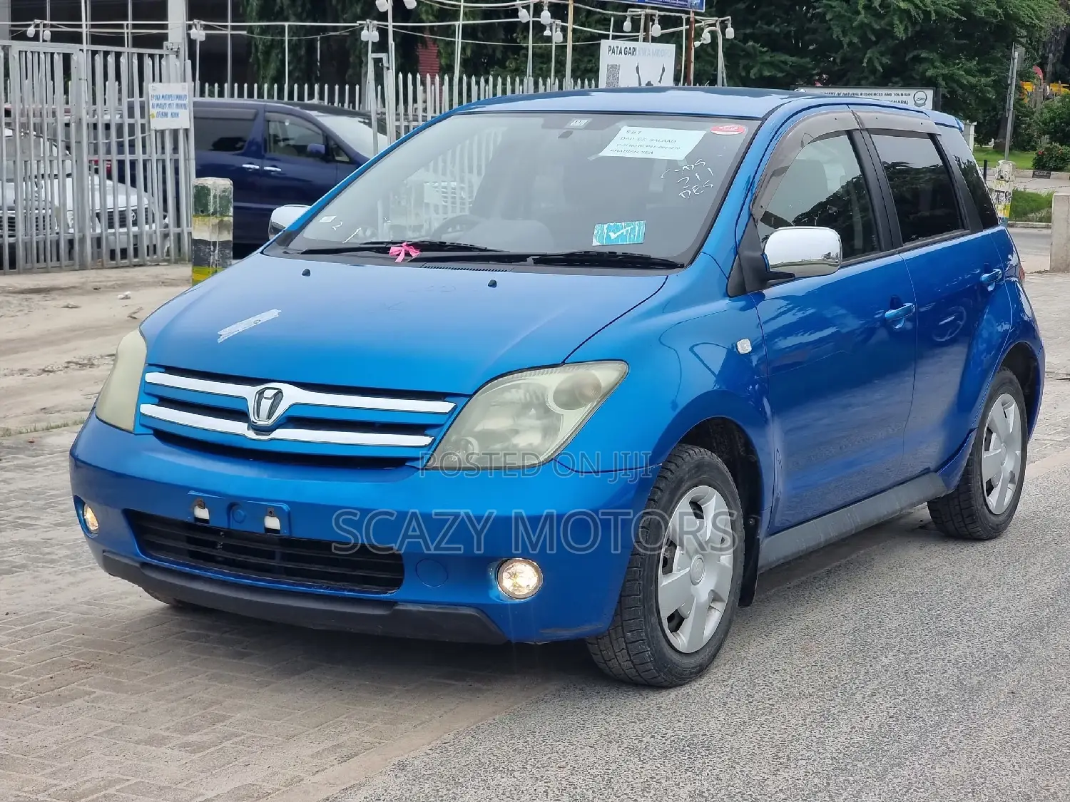 Toyota IST 2004 Blue