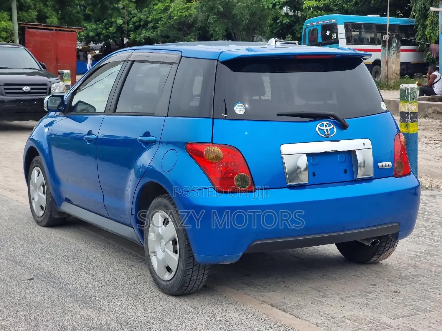 Toyota IST 2004 Blue