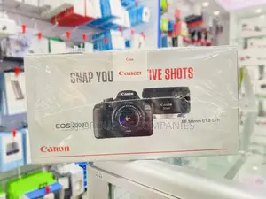 Canon EOS 2000 +18-55mm IS+50 1.8 STM Lens Kit