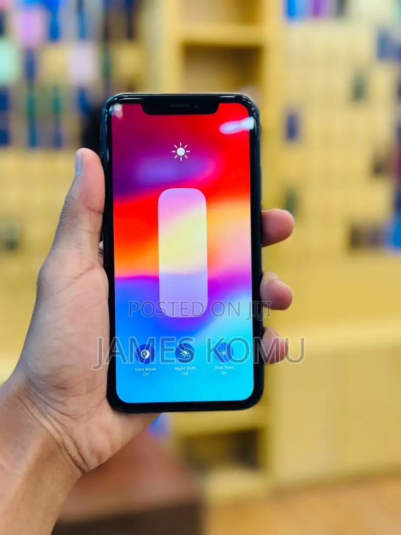 Apple iPhone XR 64 GB Black