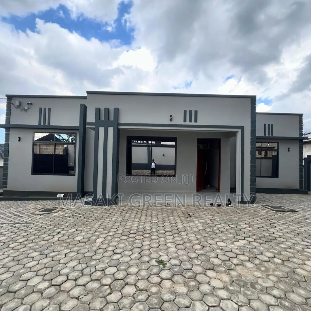 4bdrm House in Goba Kulangwa, Kinondoni for sale