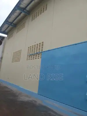 300 SQM Warehouse in Tazara