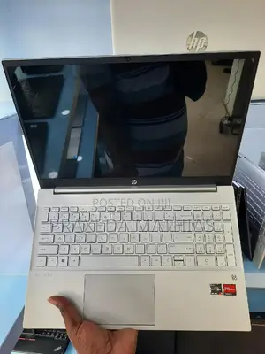 New Laptop HP Pavilion 15 12GB AMD Ryzen 3 SSD 512GB