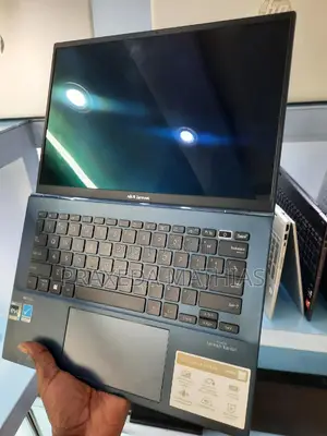 New Laptop Asus Zenbook 14 UX434 16GB Intel Core I5 SSD 512GB