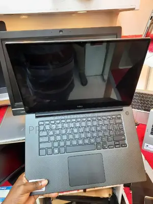 Laptop Dell Precision 5540 16GB Intel Core I7 SSD 512GB