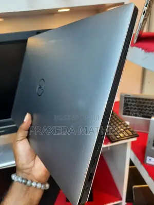 Laptop Dell Precision 5540 16GB Intel Core I7 SSD 512GB