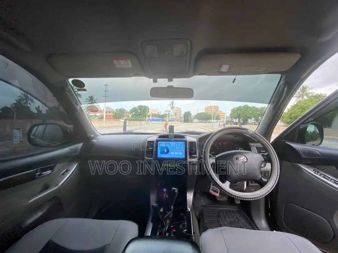Toyota Land Cruiser Prado 2007 Black