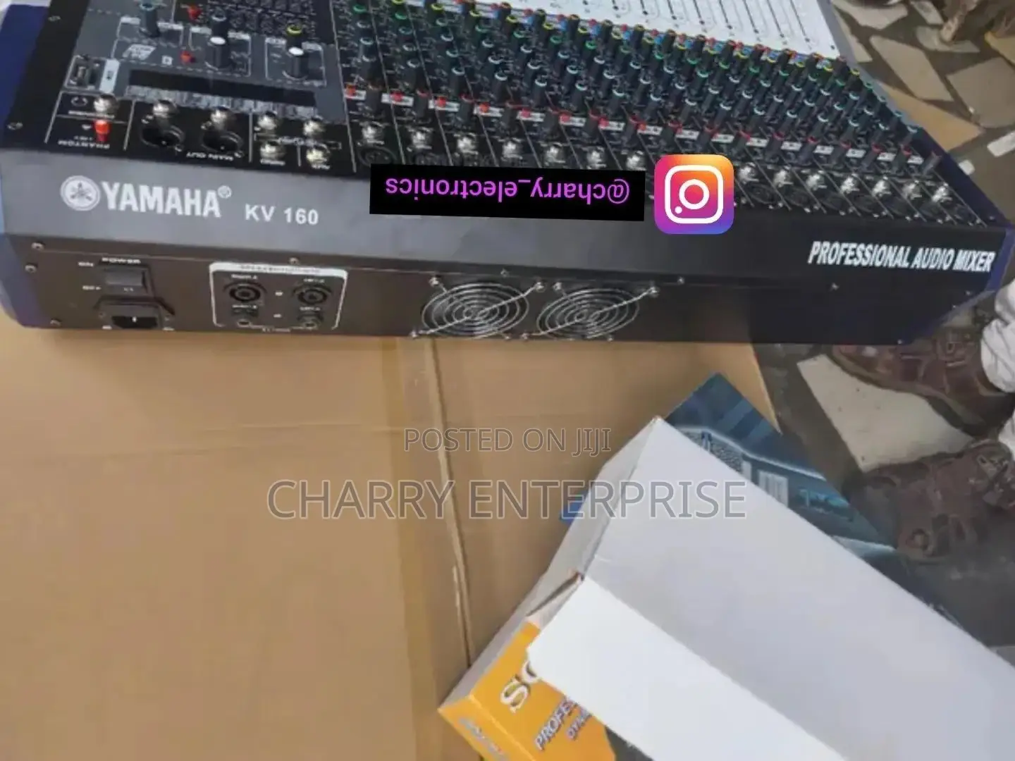 ORIGINAL YAMAHA 16 Channels Analog Powered Music Mixer