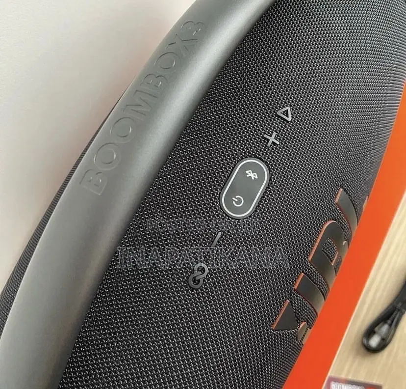 JBL Boombox 3