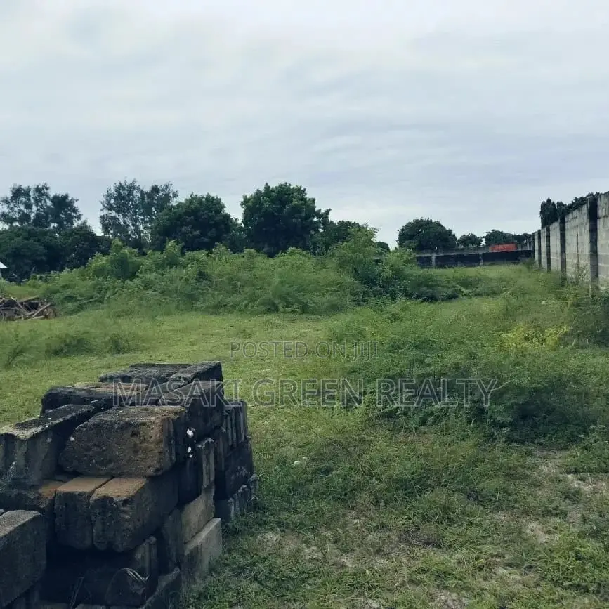 3888 Fenced Plot for Sale at Ununio Beach