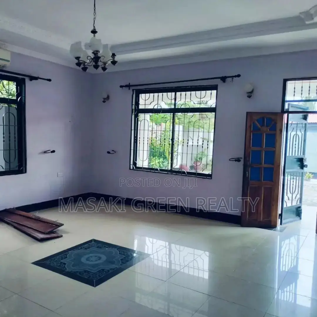 3bdrm House in Tegeta Nyuki, Kinondoni for sale