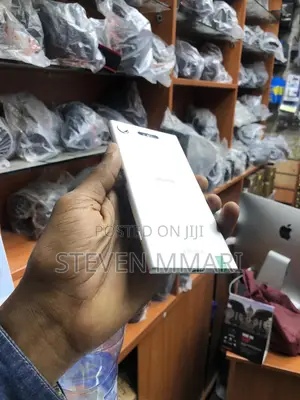 New Sony Xperia XZ1 64 GB Silver