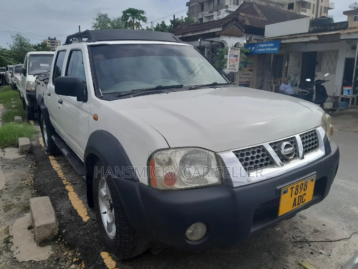 Nissan Hardbody 2008 White