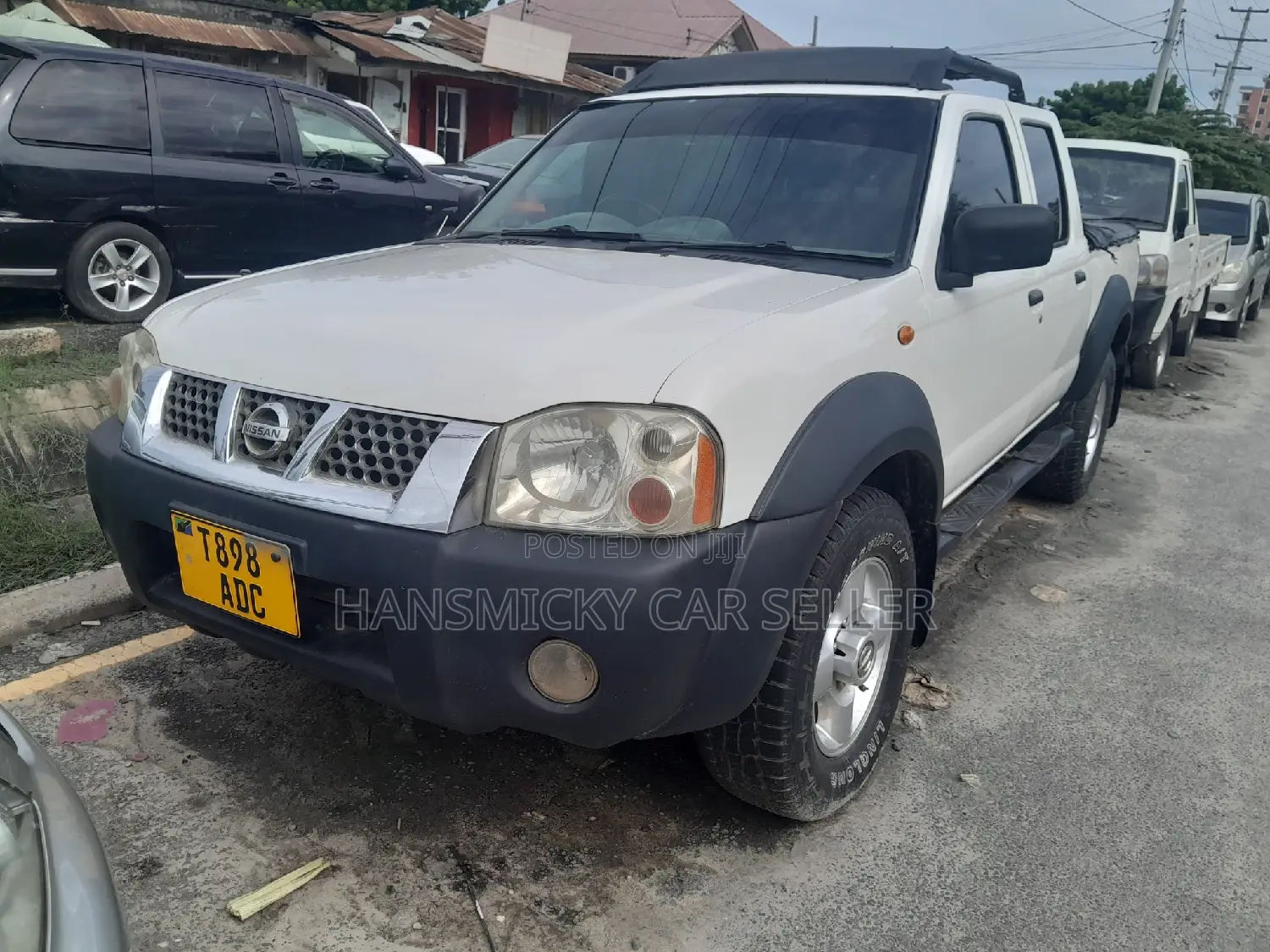 Nissan Hardbody 2008 White