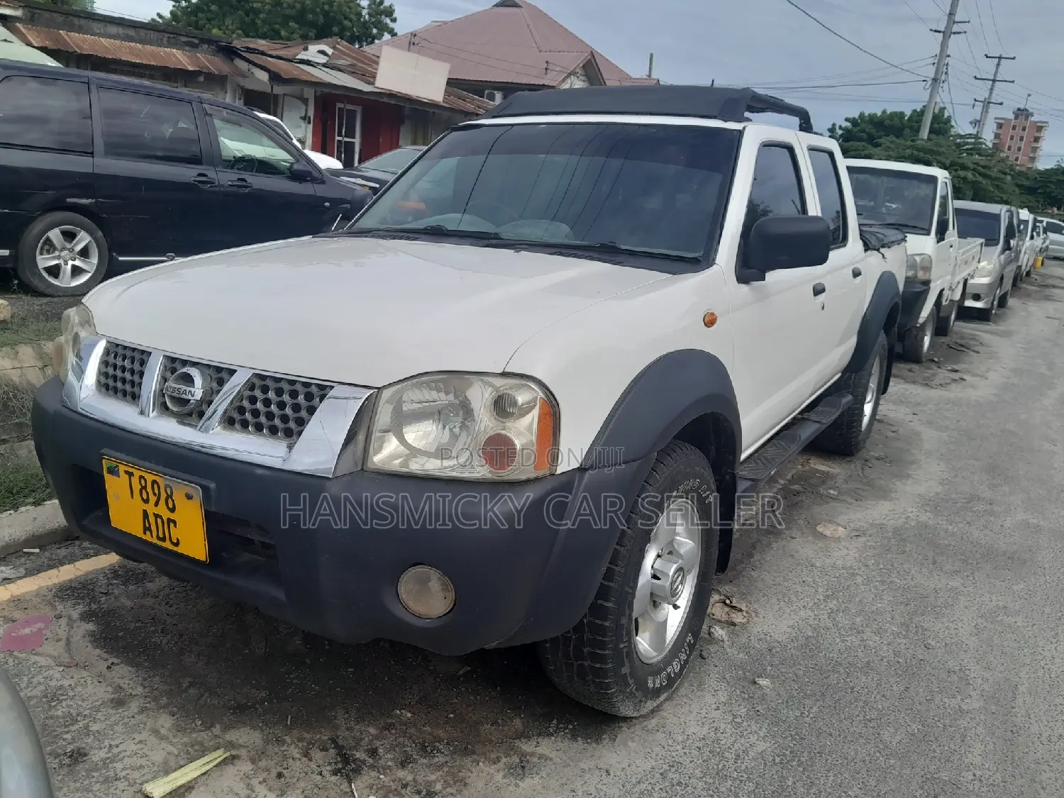 Nissan Hardbody 2008 White