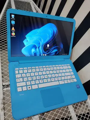 Laptop HP Stream Laptop 4GB Intel SSD 32GB