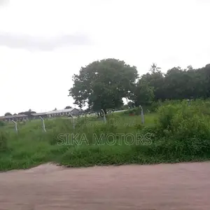 Eneo Linauzwa/ Plot for Sale