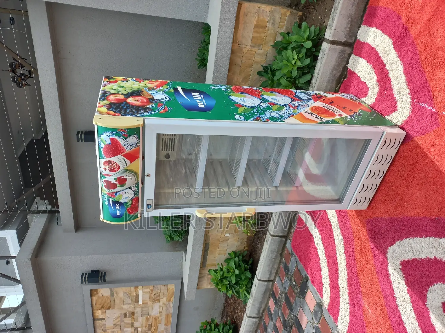 Display Fridge Lita 104